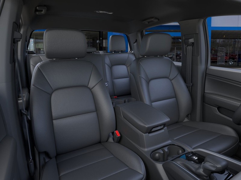 Chevrolet Colorado Vehicle Full-screen Gallery Image 16
