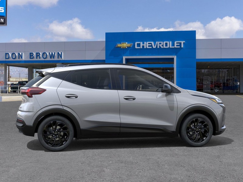 Chevrolet Bolt Vehicle Full-screen Gallery Image 5