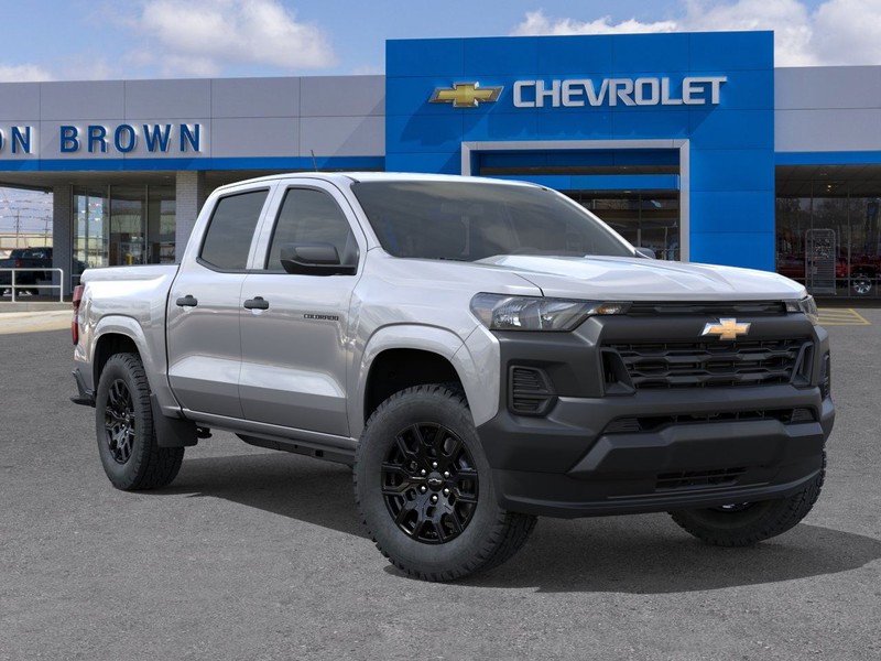 Chevrolet Colorado Vehicle Full-screen Gallery Image 7