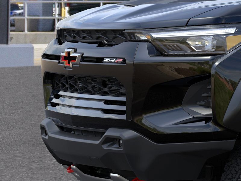 Chevrolet Colorado Vehicle Full-screen Gallery Image 13