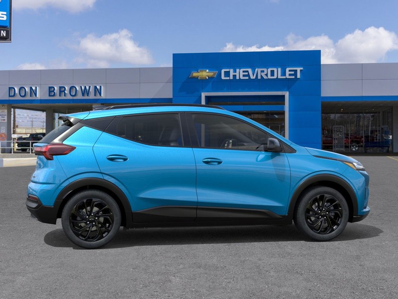 Chevrolet Bolt Vehicle Full-screen Gallery Image 5