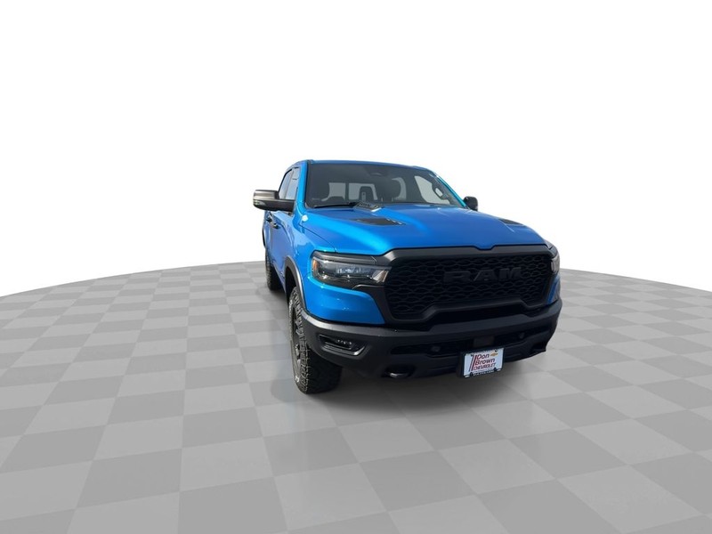 Ram 1500 Vehicle Full-screen Gallery Image 4