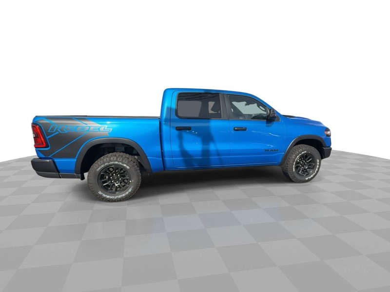 Ram 1500 Vehicle Full-screen Gallery Image 14