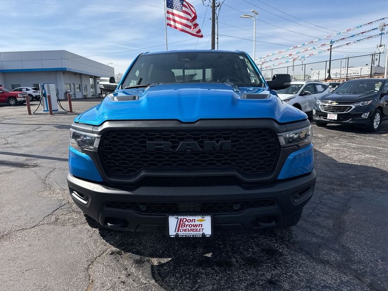 Ram 1500 Vehicle Full-screen Gallery Image 36