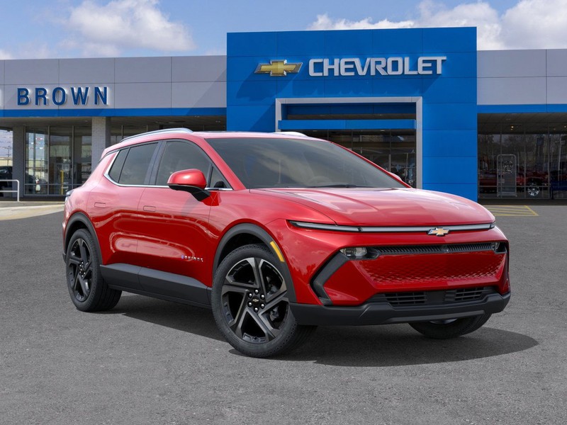 Chevrolet Equinox EV Vehicle Full-screen Gallery Image 7