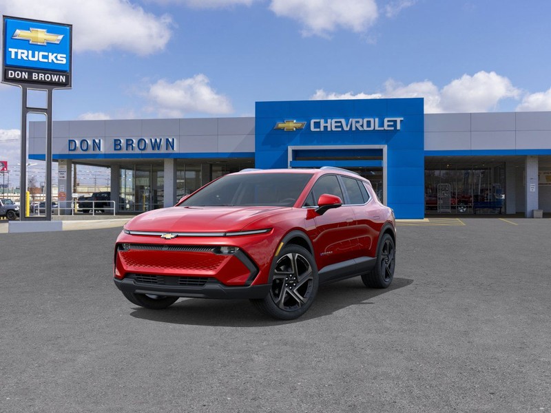 Chevrolet Equinox EV Vehicle Full-screen Gallery Image 8