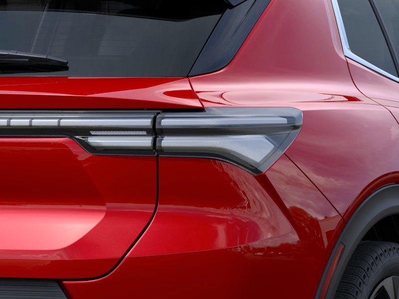 Chevrolet Equinox EV Vehicle Full-screen Gallery Image 11