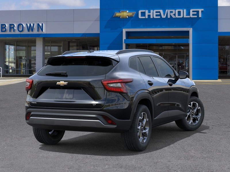 Chevrolet Trax Vehicle Full-screen Gallery Image 4