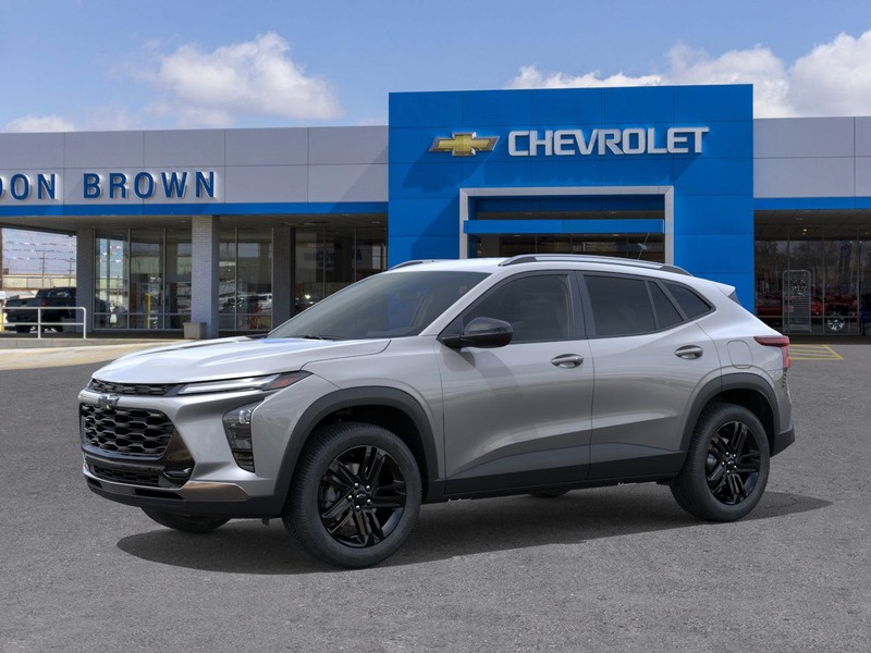 Chevrolet Trax Vehicle Full-screen Gallery Image 2