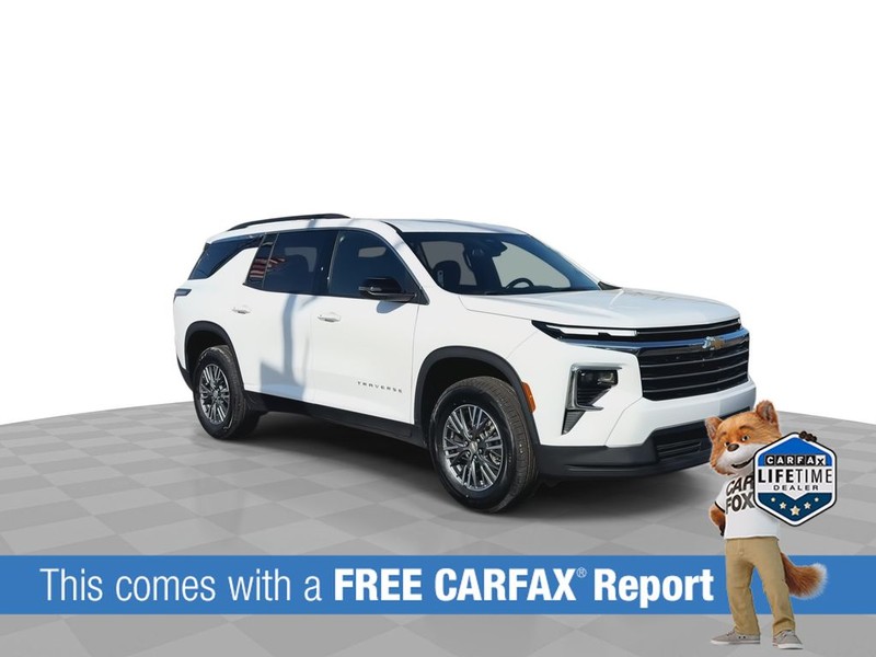 Chevrolet Traverse Vehicle Full-screen Gallery Image 3