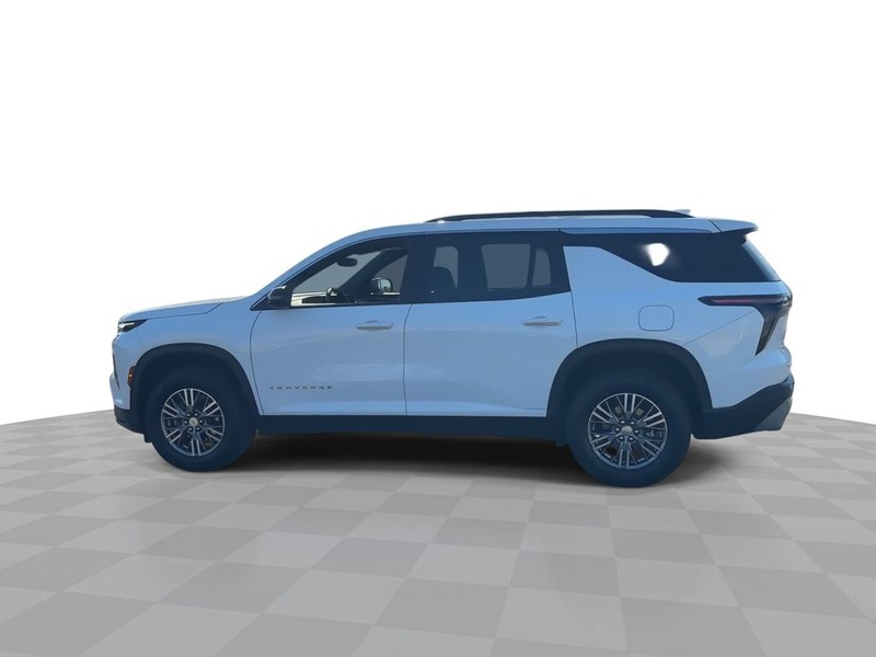 Chevrolet Traverse Vehicle Full-screen Gallery Image 7