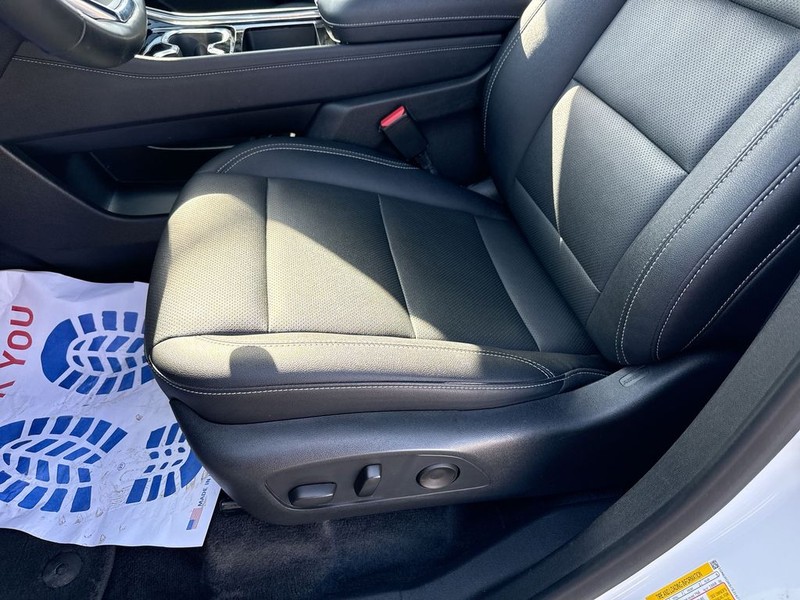 Chevrolet Traverse Vehicle Full-screen Gallery Image 27