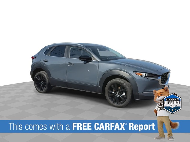 Mazda CX-30 Vehicle Full-screen Gallery Image 3