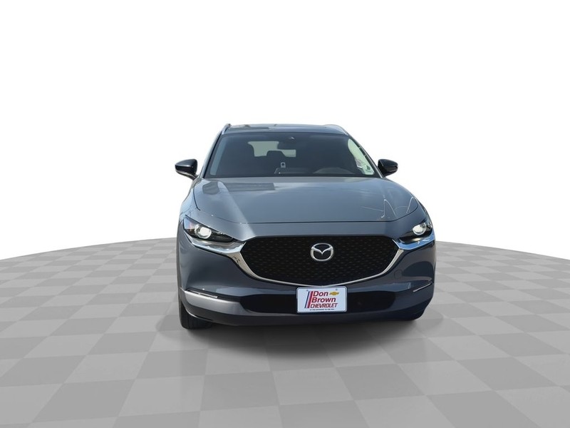 Mazda CX-30 Vehicle Full-screen Gallery Image 4