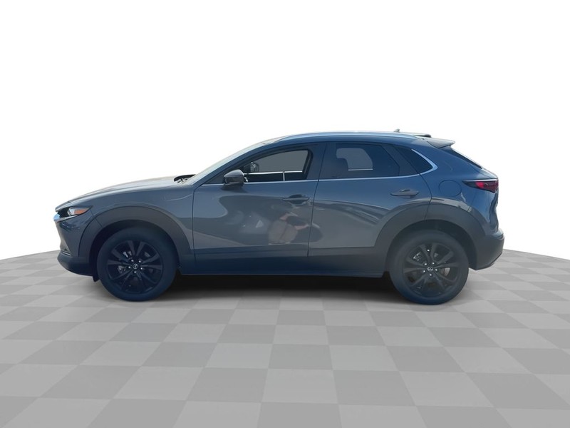 Mazda CX-30 Vehicle Full-screen Gallery Image 7