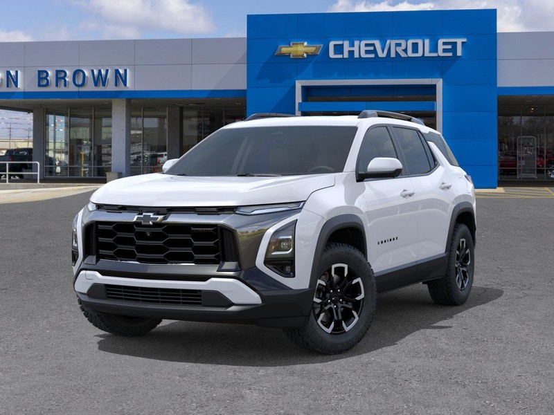 Chevrolet Equinox Vehicle Full-screen Gallery Image 6