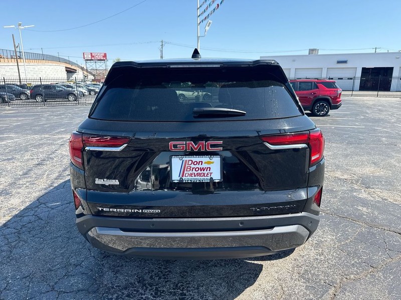 GMC Terrain Vehicle Full-screen Gallery Image 31