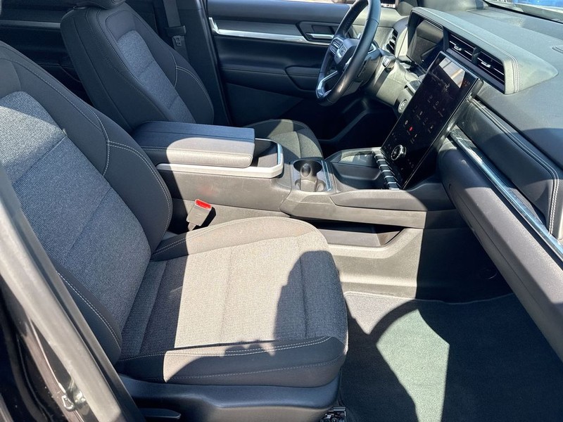 GMC Terrain Vehicle Full-screen Gallery Image 33