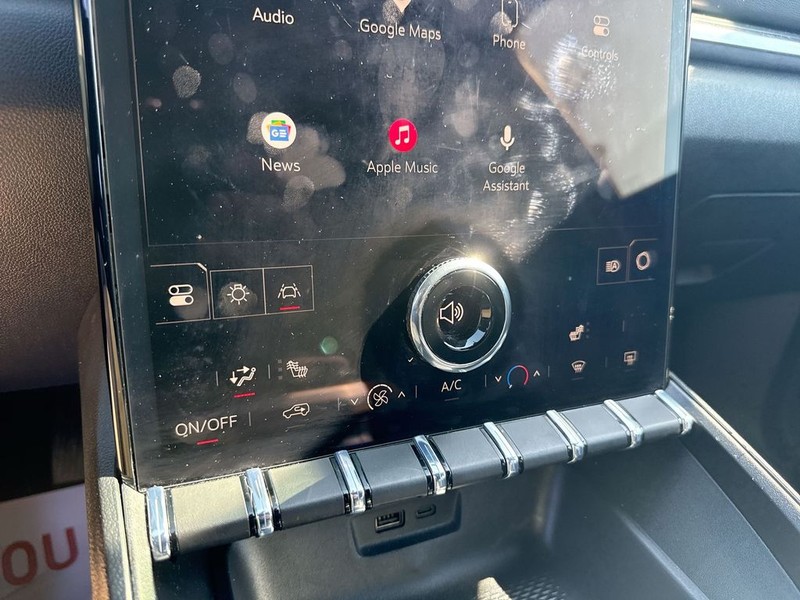 GMC Terrain Vehicle Full-screen Gallery Image 40