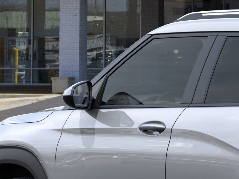 Chevrolet Trailblazer Vehicle Full-screen Gallery Image 12