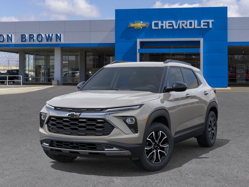 Chevrolet Trailblazer Vehicle Full-screen Gallery Image 6