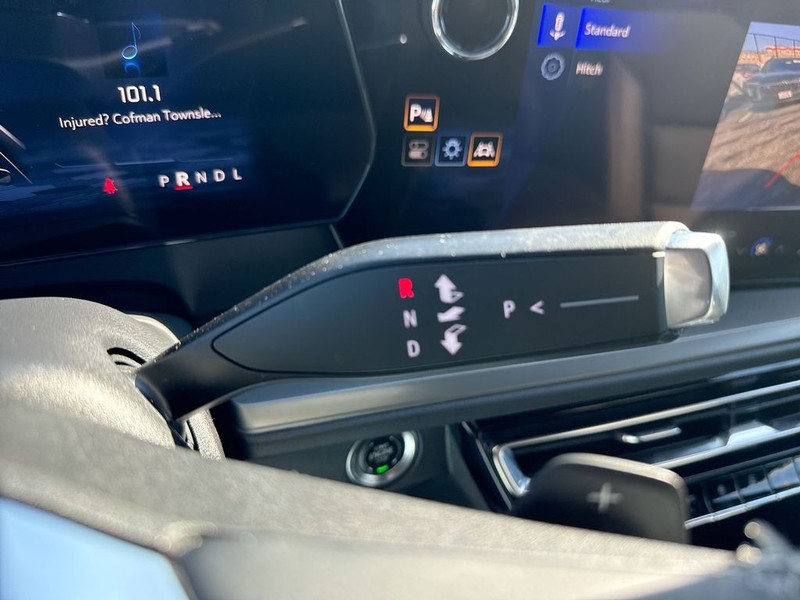 Chevrolet Traverse Vehicle Full-screen Gallery Image 22