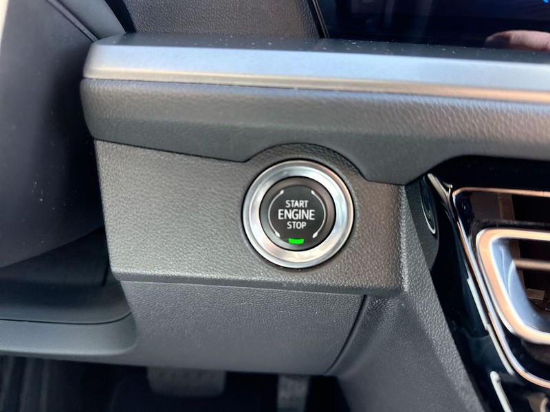 Chevrolet Traverse Vehicle Full-screen Gallery Image 23