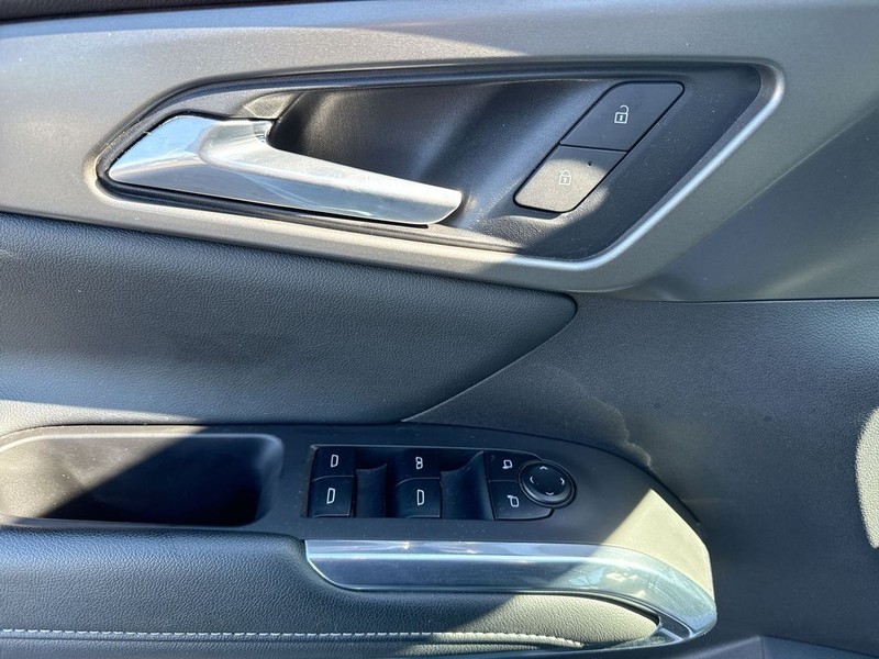 Chevrolet Traverse Vehicle Full-screen Gallery Image 29