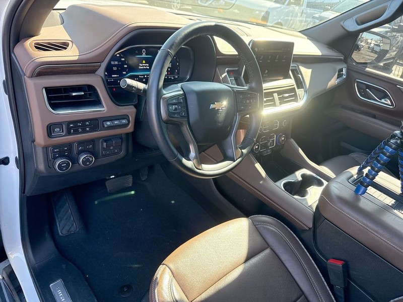 Chevrolet Tahoe Vehicle Full-screen Gallery Image 17