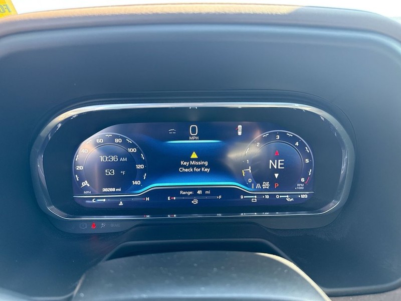 Chevrolet Tahoe Vehicle Full-screen Gallery Image 19