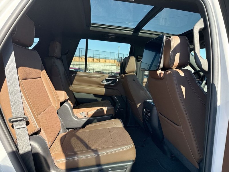 Chevrolet Tahoe Vehicle Full-screen Gallery Image 33