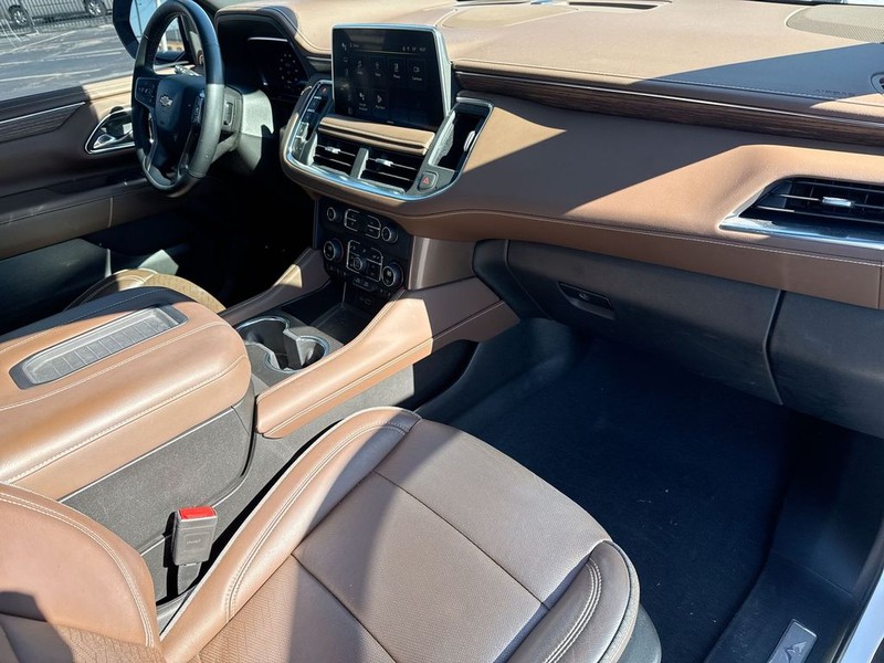 Chevrolet Tahoe Vehicle Full-screen Gallery Image 35