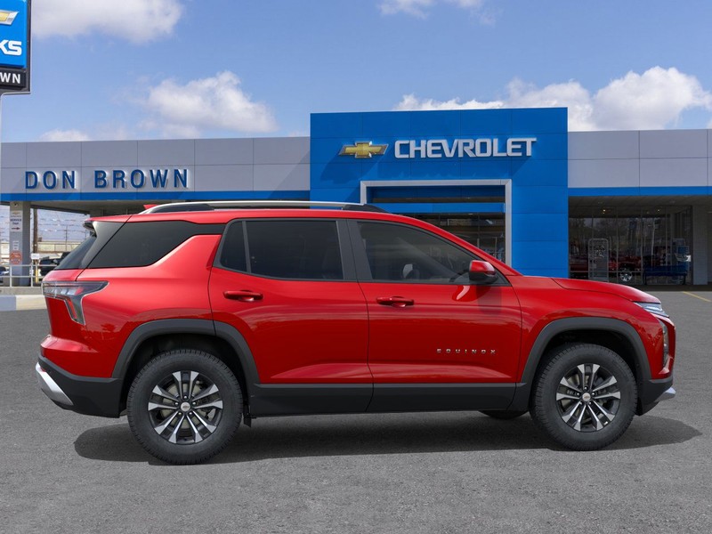 Chevrolet Equinox Vehicle Full-screen Gallery Image 5