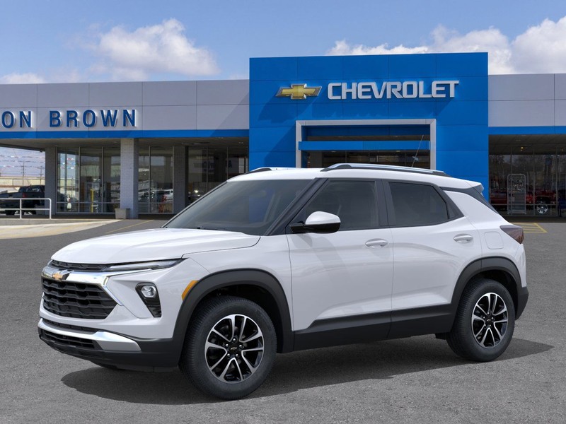 Chevrolet Trailblazer Vehicle Full-screen Gallery Image 2