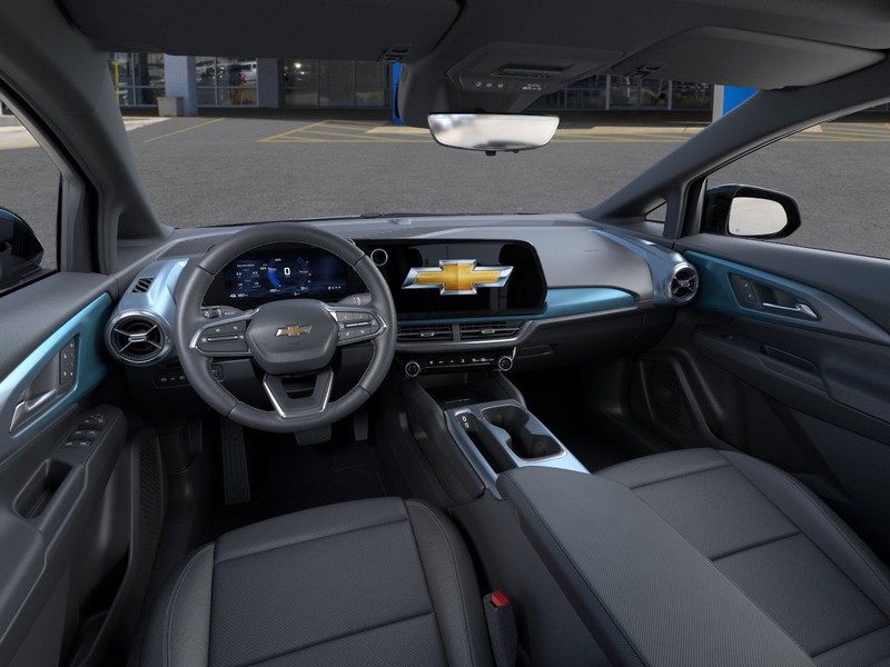 Chevrolet Equinox EV Vehicle Full-screen Gallery Image 15