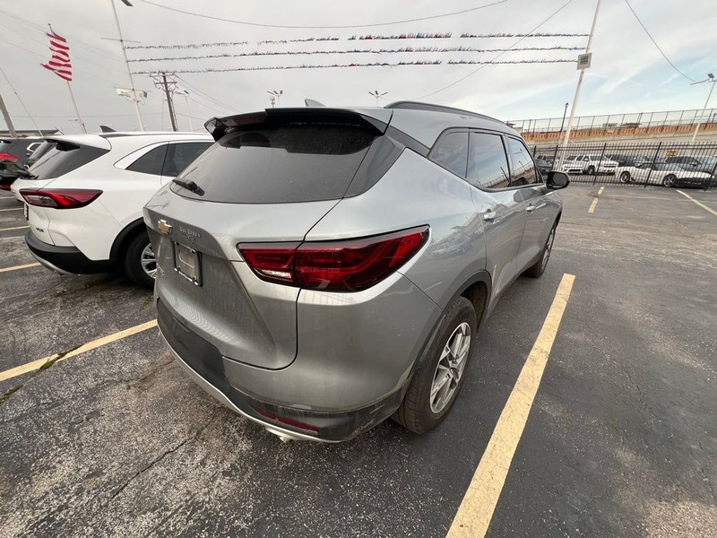 Chevrolet Blazer Vehicle Full-screen Gallery Image 6