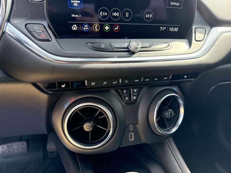 Chevrolet Blazer Vehicle Full-screen Gallery Image 19