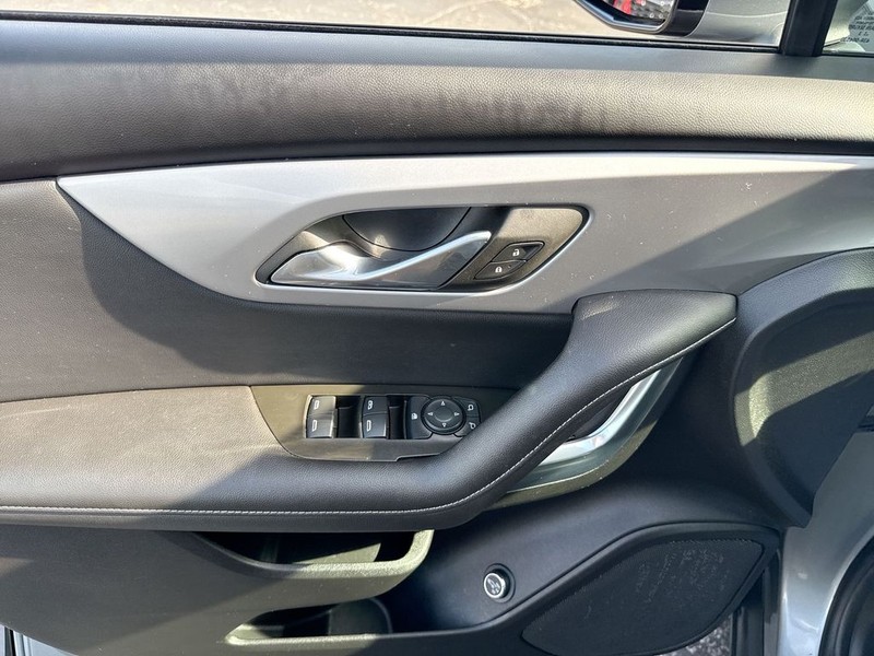 Chevrolet Blazer Vehicle Full-screen Gallery Image 23