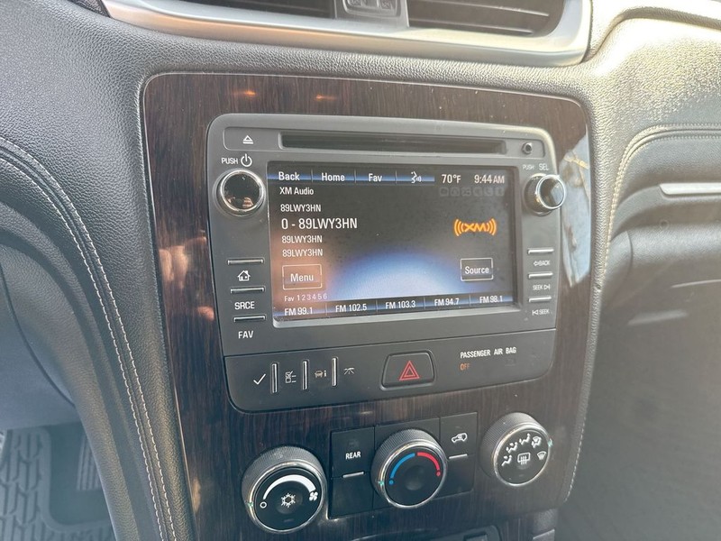 Chevrolet Traverse Vehicle Full-screen Gallery Image 20