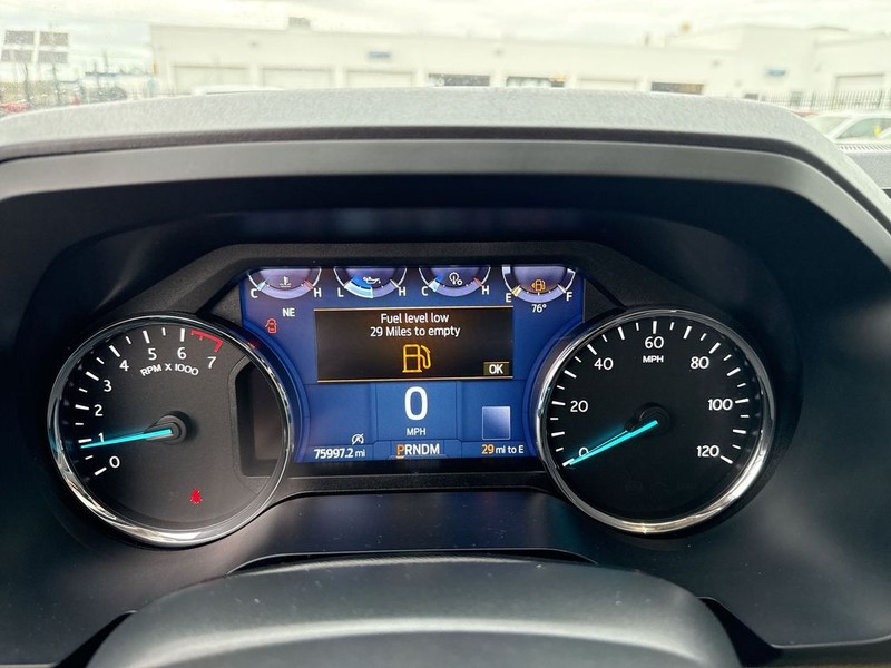 Ford Expedition Vehicle Full-screen Gallery Image 18