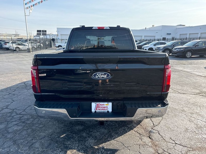 Ford F-150 Vehicle Full-screen Gallery Image 31