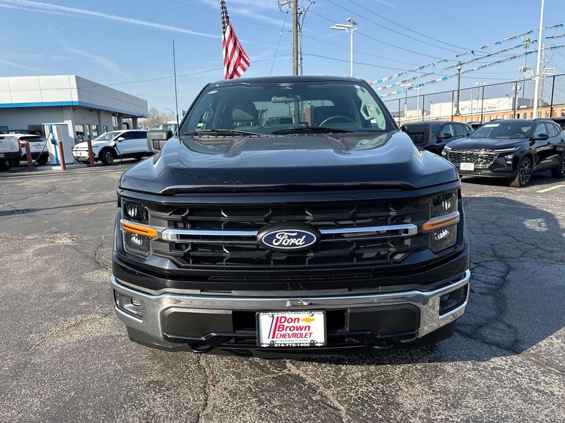 Ford F-150 Vehicle Full-screen Gallery Image 35