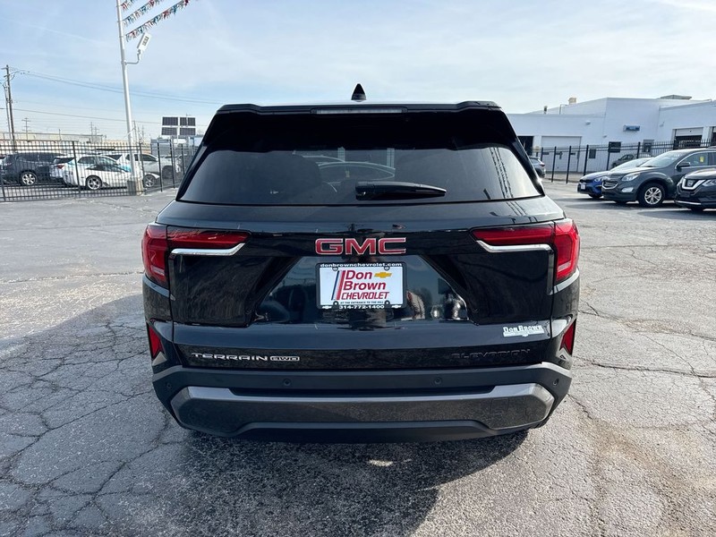 GMC Terrain Vehicle Full-screen Gallery Image 31