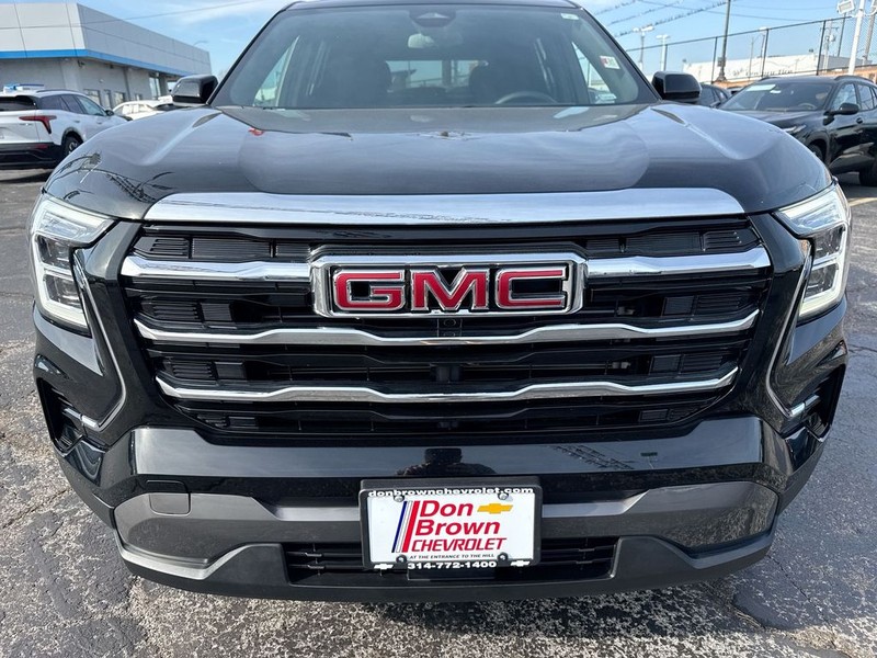 GMC Terrain Vehicle Full-screen Gallery Image 36