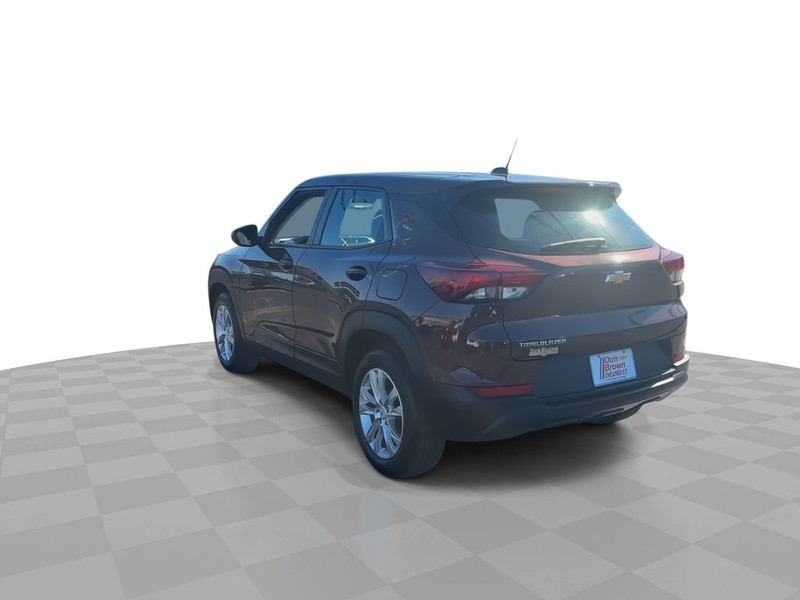 Chevrolet TrailBlazer Vehicle Full-screen Gallery Image 10