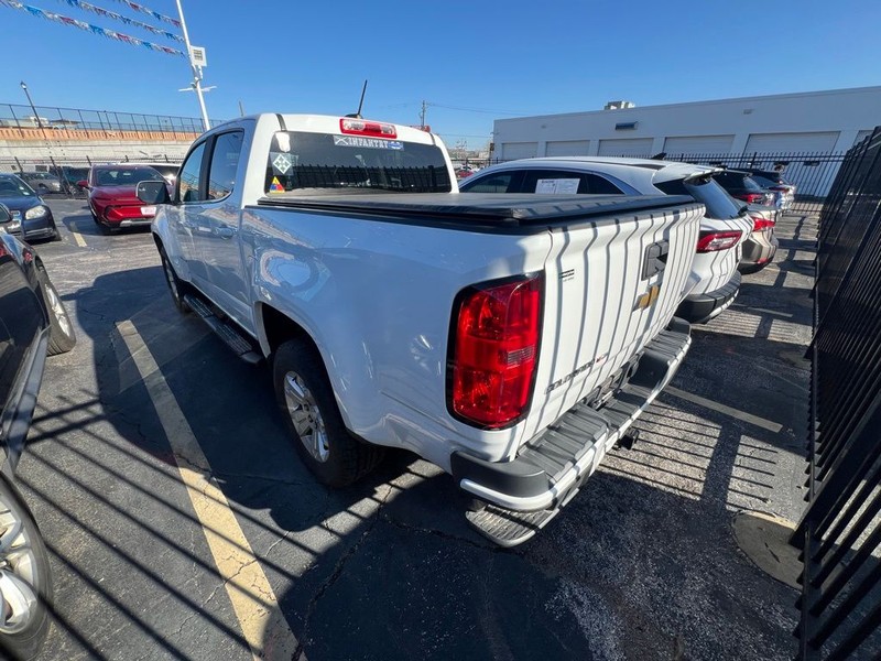 Chevrolet Colorado Vehicle Full-screen Gallery Image 4
