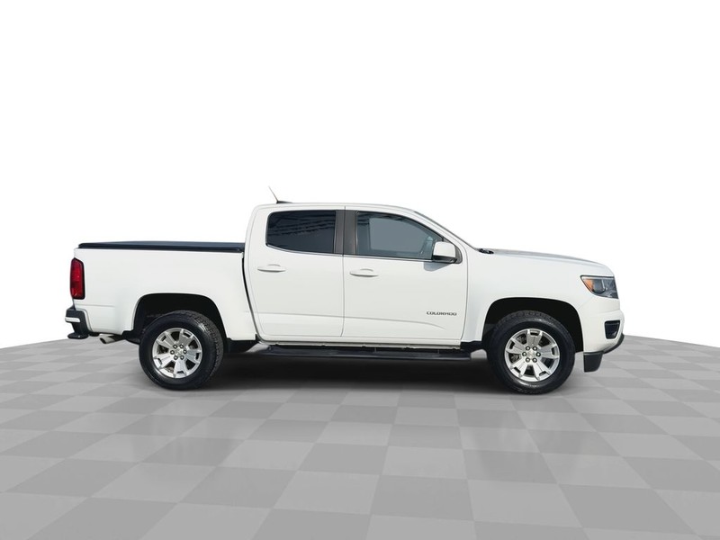 Chevrolet Colorado Vehicle Full-screen Gallery Image 14