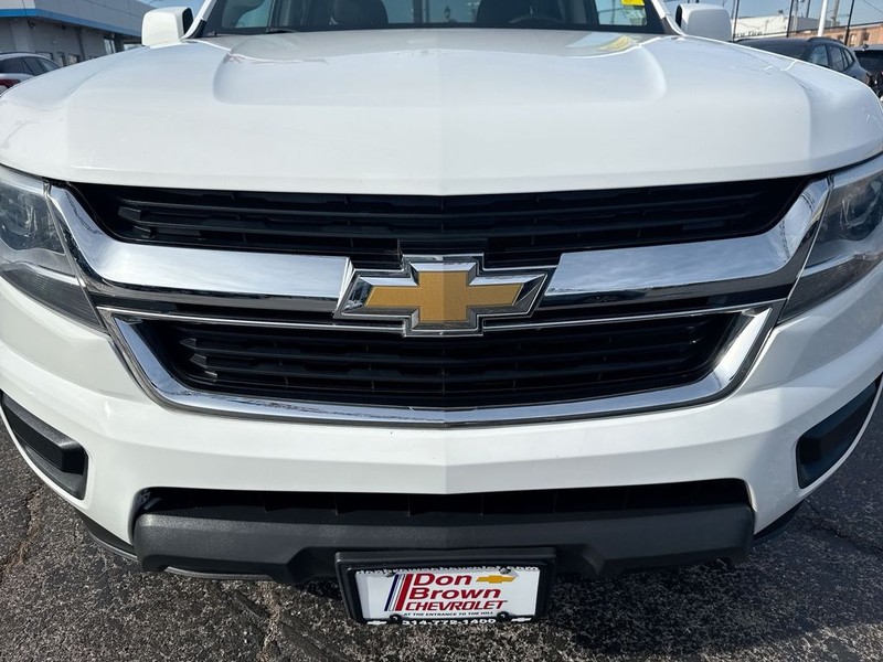 Chevrolet Colorado Vehicle Full-screen Gallery Image 35