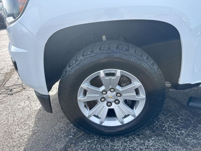Chevrolet Colorado Vehicle Full-screen Gallery Image 37