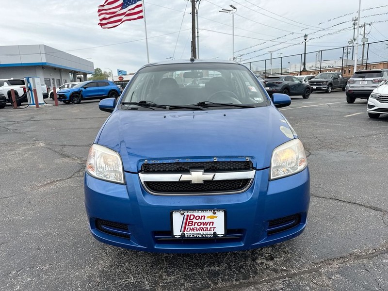 Chevrolet Aveo Vehicle Full-screen Gallery Image 33